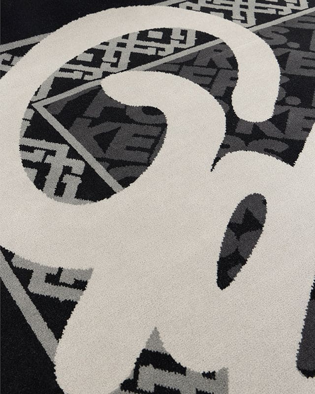 GDUP Rug Black/Grey - Medium